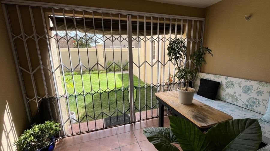 To Let 2 Bedroom Property for Rent in Century City Western Cape